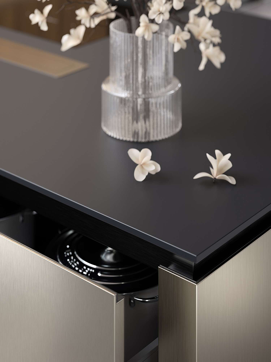 Plan de travail avec tiroir ouvert sur un casserollier