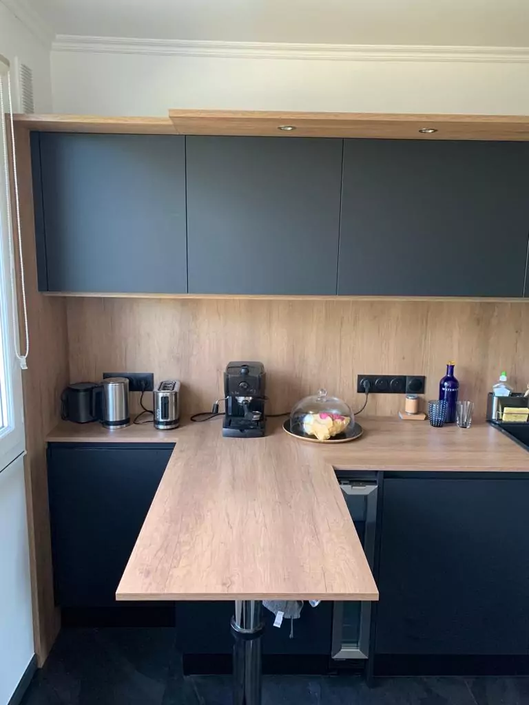 Cuisine noir et bois