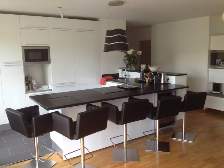 Cuisine ouverte et composable TV